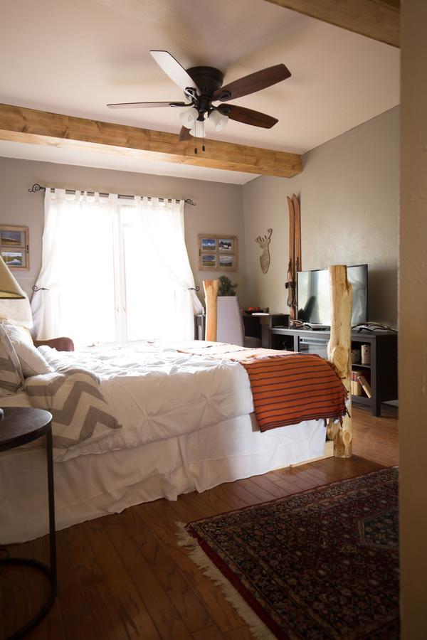 Pueblo Canyon Inn 洛斯阿拉莫斯 外观 照片